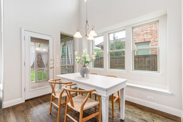 5101 Del Molin Avenue, Lewisville, TX 75056