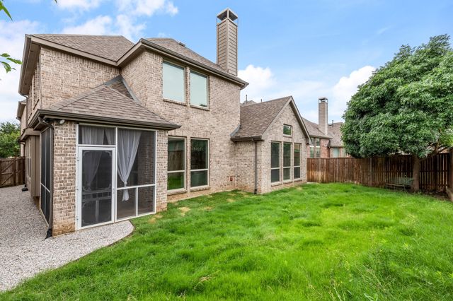 5101 Del Molin Avenue, Lewisville, TX 75056