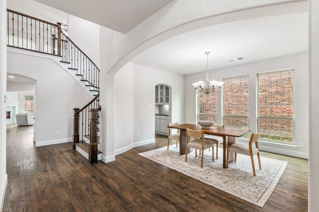 5101 Del Molin Avenue, Lewisville, TX 75056