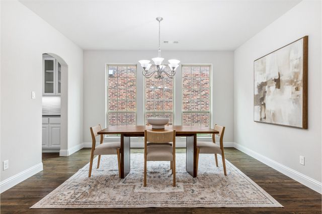 5101 Del Molin Avenue, Lewisville, TX 75056