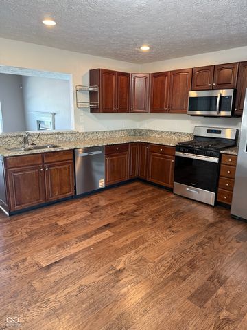 9697 Bradford Knoll Drive, Fishers, IN 46037