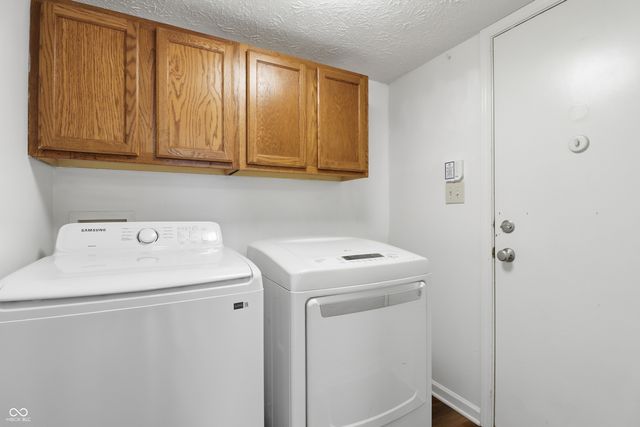 9697 Bradford Knoll Drive, Fishers, IN 46037