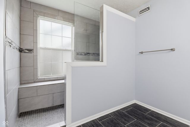 9697 Bradford Knoll Drive, Fishers, IN 46037