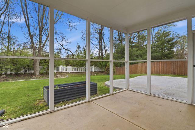 9697 Bradford Knoll Drive, Fishers, IN 46037