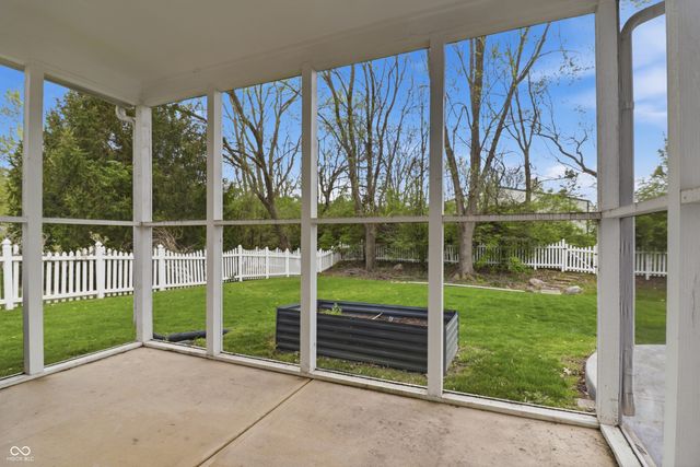 9697 Bradford Knoll Drive, Fishers, IN 46037