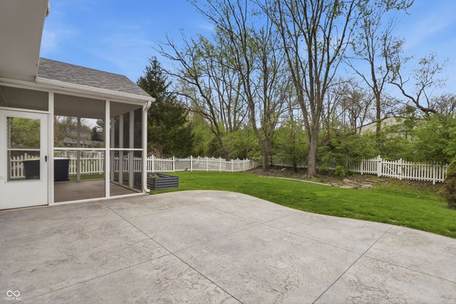 9697 Bradford Knoll Drive, Fishers, IN 46037