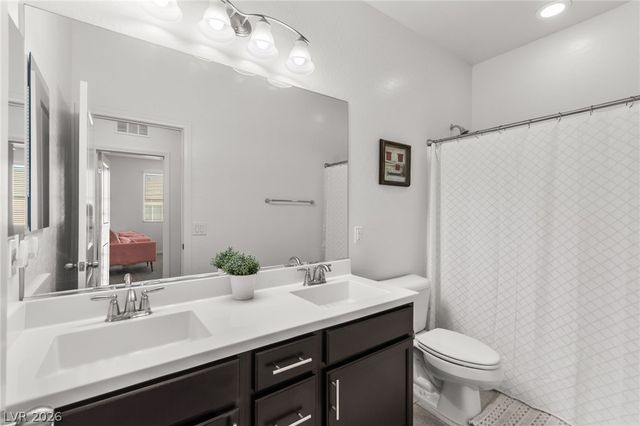 3038 Scenic Rhyme Avenue, Henderson, NV 89044