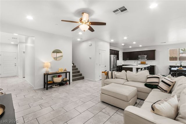 3038 Scenic Rhyme Avenue, Henderson, NV 89044