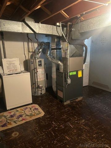 23382 Masch Avenue, Warren, MI 48091