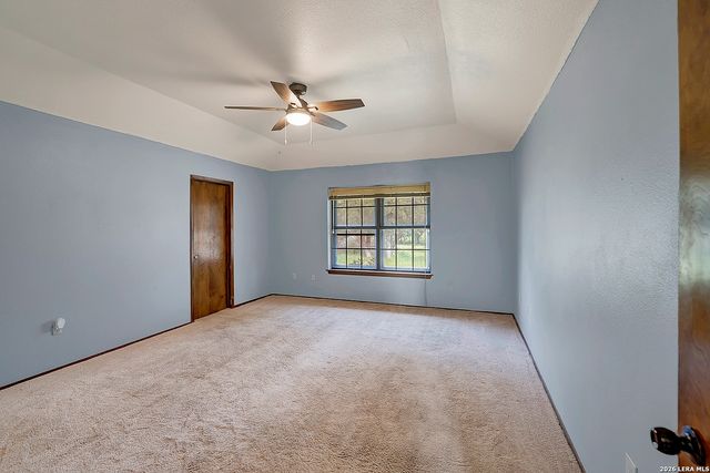 110 Post Oak, Floresville, TX 78114
