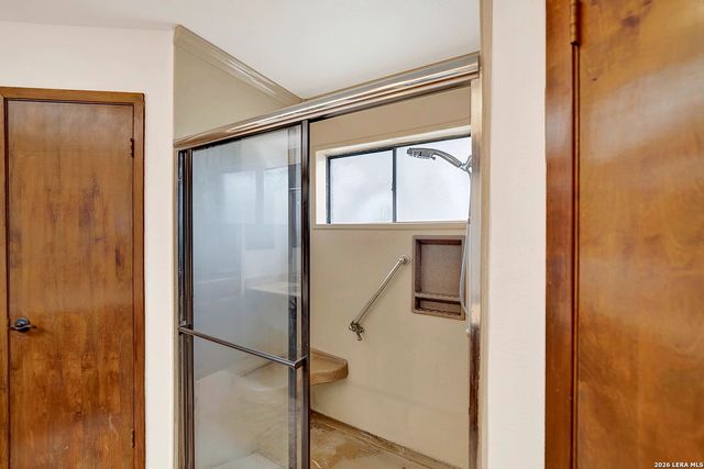 110 Post Oak, Floresville, TX 78114