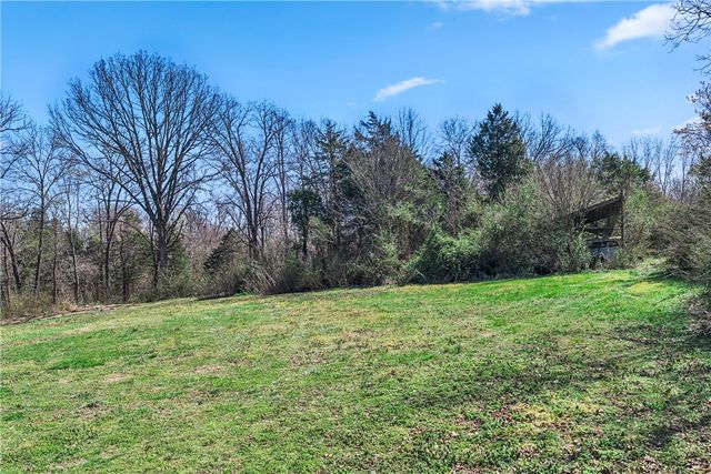 12476 Fire Run Road, Garfield, AR 72732