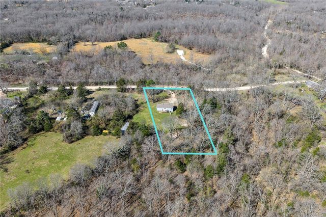 12476 Fire Run Road, Garfield, AR 72732