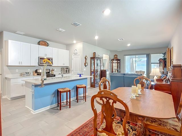 5727 BUNGALOW GROVE COURT, Palmetto, FL 34221