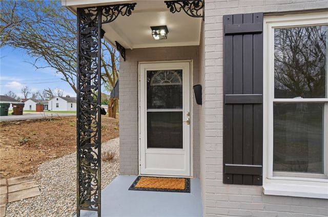 2637 Oakley Avenue, Kettering, OH 45419