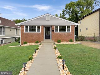 1545 11TH ST S, Arlington, VA 22204