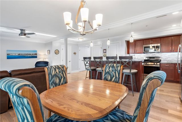 216 Settlers Ct, Peters Twp, PA 15367