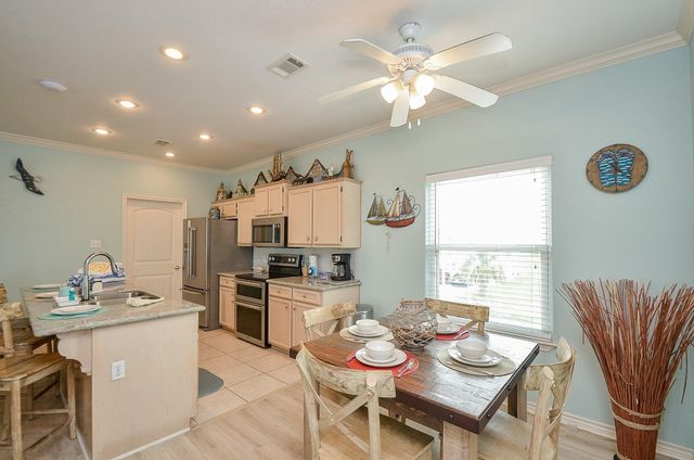 3346 Pirates Cove, Crystal Beach, TX 77650