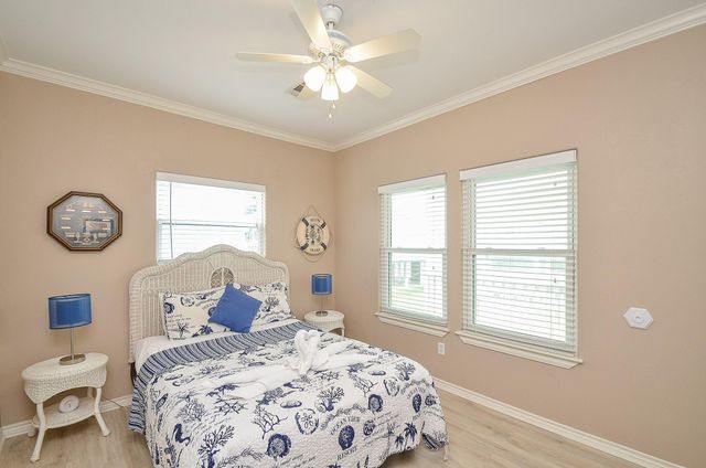 3346 Pirates Cove, Crystal Beach, TX 77650