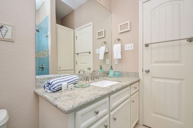 3346 Pirates Cove, Crystal Beach, TX 77650