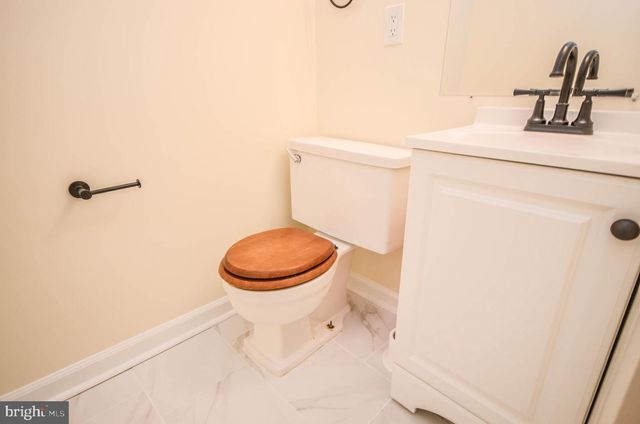 2034 GLEN ROSS RD, Silver Spring, MD 20910