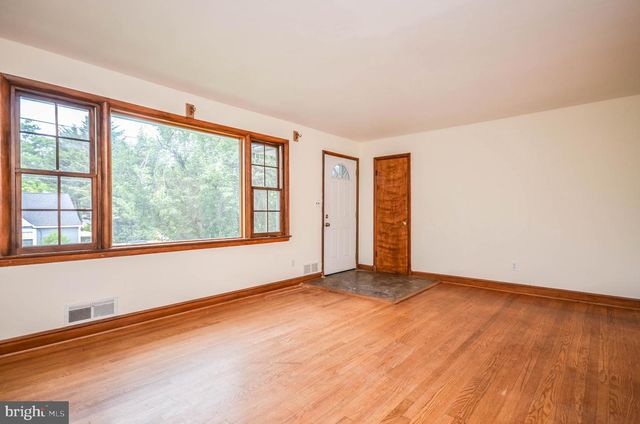 2034 GLEN ROSS RD, Silver Spring, MD 20910