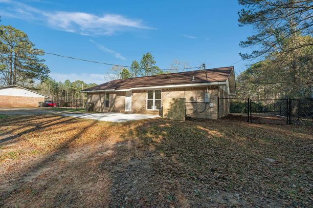 1013 Parker Rd., Hattiesburg, MS 39402