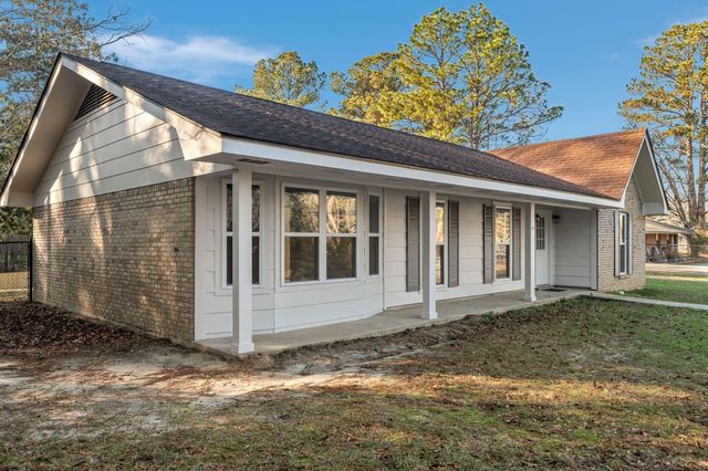 1013 Parker Rd., Hattiesburg, MS 39402