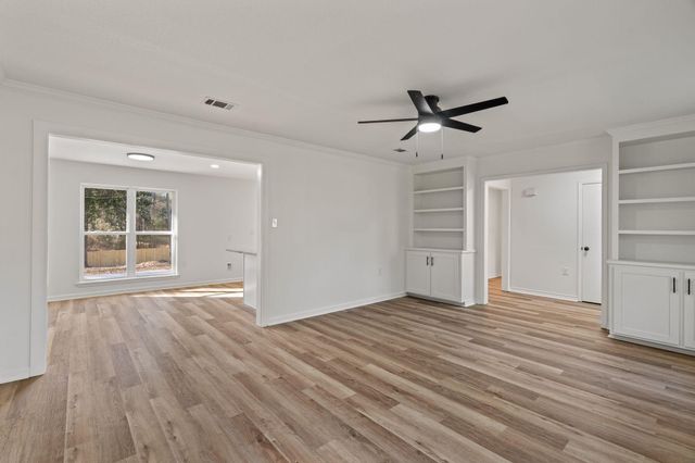 1013 Parker Rd., Hattiesburg, MS 39402