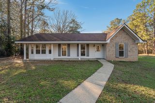1013 Parker Rd., Hattiesburg, MS 39402