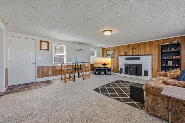 28473 Austin Lane, Warsaw, MO 65355