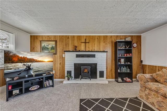 28473 Austin Lane, Warsaw, MO 65355