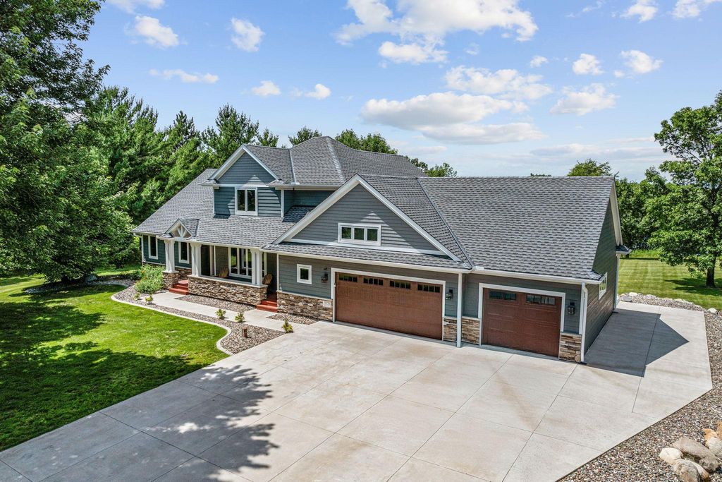19776 214th Avenue NW, Big Lake Twp, MN 55309