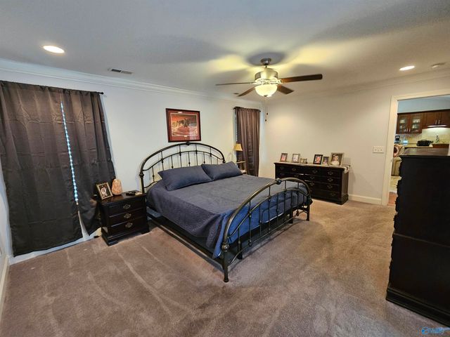 400 Dominion Drive SE, Hartselle, AL 35640