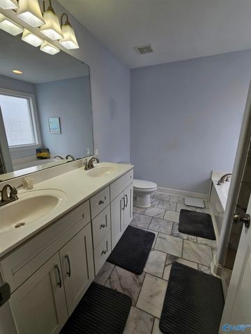 400 Dominion Drive SE, Hartselle, AL 35640
