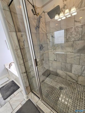 400 Dominion Drive SE, Hartselle, AL 35640