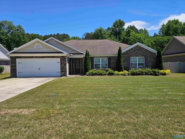 400 Dominion Drive SE, Hartselle, AL 35640