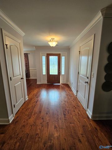 400 Dominion Drive SE, Hartselle, AL 35640