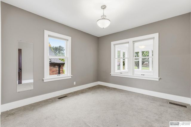 3833 Martha Street, Omaha, NE 68105