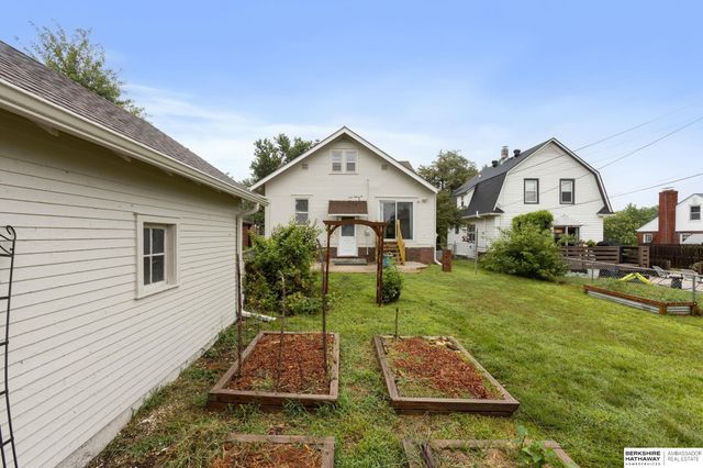 3833 Martha Street, Omaha, NE 68105