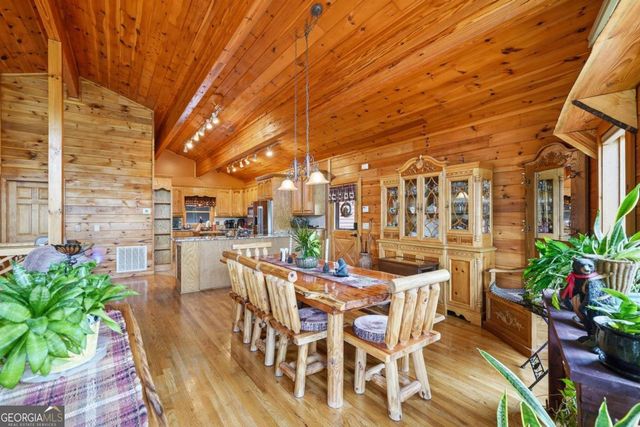 131 Talona Lake Terrace, Ellijay, GA 30536