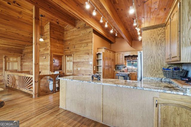 131 Talona Lake Terrace, Ellijay, GA 30536