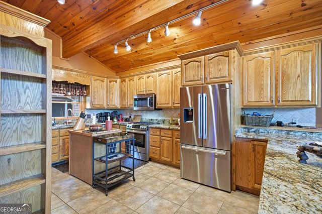 131 Talona Lake Terrace, Ellijay, GA 30536