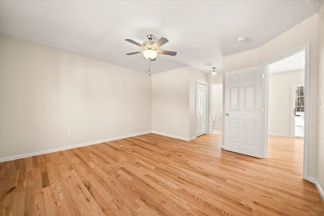 7 Maud Palmer Dr, Wareham, MA 02571