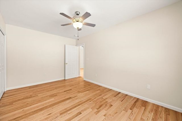 7 Maud Palmer Dr, Wareham, MA 02571