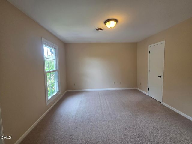 2716 Rue Sans Famille, Raleigh, NC 27607