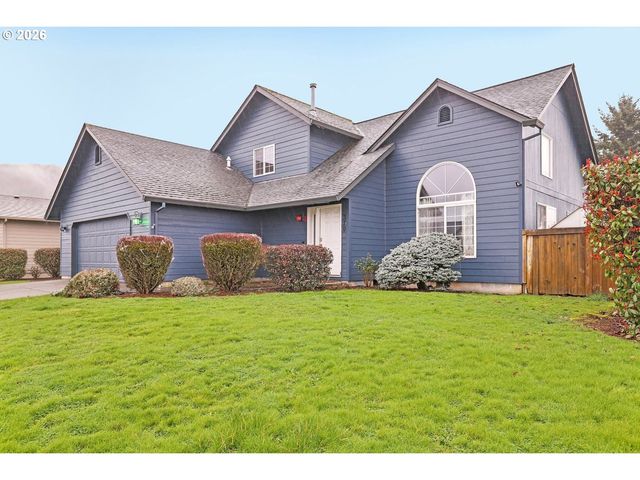 310 PACIFIC St, Columbia City, OR 97018