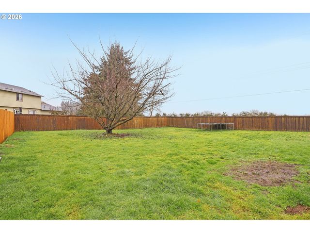 310 PACIFIC St, Columbia City, OR 97018