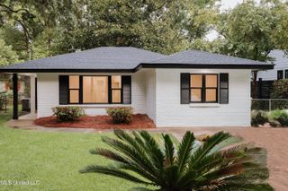 310 Hillandale Avenue, Ocean Springs, MS 39564