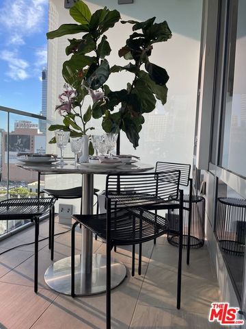 877 Francisco Street 1115, Los Angeles, CA 90017